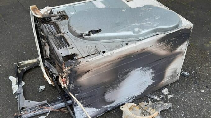 FW-EN: Brennender Wäschetrockner sorgt für Feuerwehreinsatz