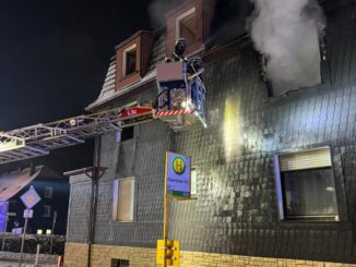 FW-EN: Feuerwehr Hattingen mehrfach bei verschiedensten Einsatzlagen im Einsatz