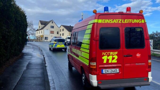 FW-EN: Gasflasche brannte an der Wittener Landstraße