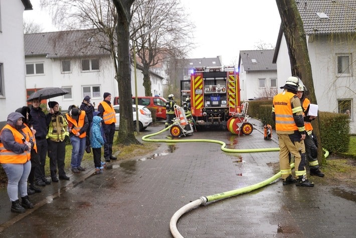 FW-EN: Großübung der Feuerwehr Gevelsberg und des Rettungsdienstes des EN-Kreis