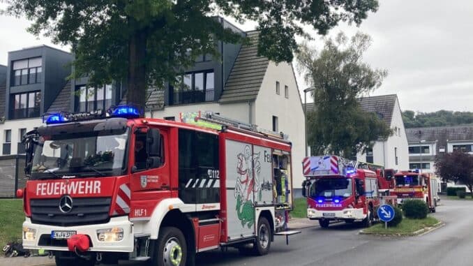 FW-EN: Hattinger Feuerwehr elf Mal im Einsatz