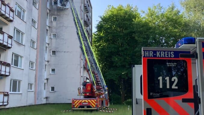 FW-EN: Hattinger Feuerwehr mehrfach im Einsatz