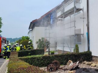 FW-EN: Kellerbrand in Niedersprockhövel und Landung eines Rettungshubschraubers