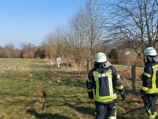 FW-EN: Kleinbrand entwickelt sich zu Bombenfund