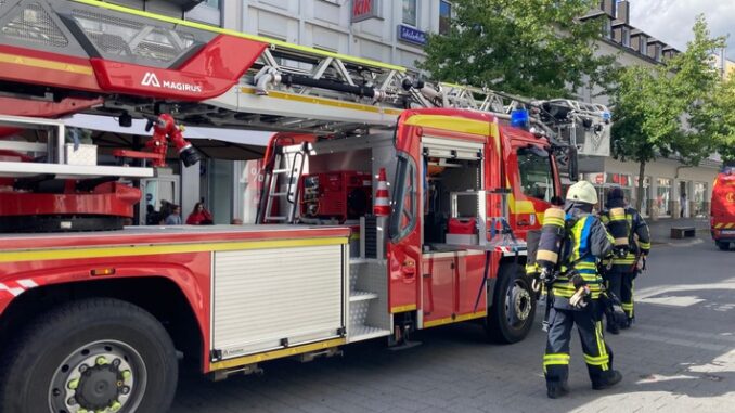 FW-EN: Kleinbrand in einer Eisdiele