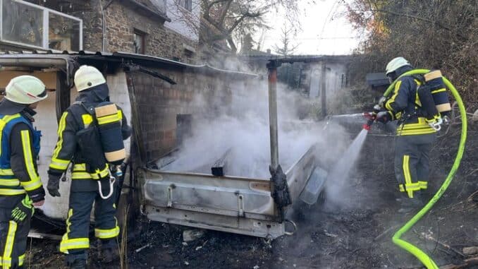 FW-EN: Mehrere Brandeinsätze für die Hattinger Feuerwehr am heutigen Sonntag