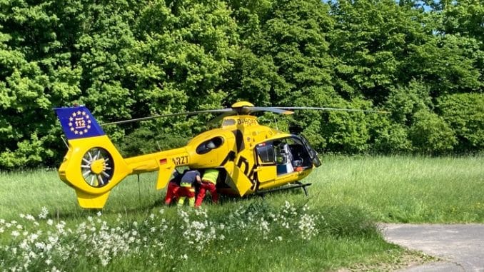 FW-EN: Motorradfahrer mit Beiwagen in Oberstüter verunglückt