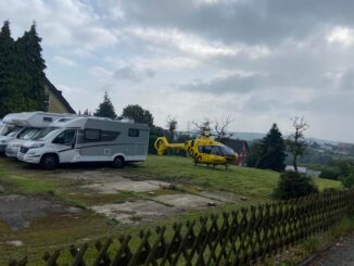 FW-EN: Person sollte unter Garage eingeklemmt sein - Mehrere Einsätze heute für die Freiw. Feuerwehr Herdecke