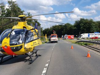 FW-EN: Schwerer Verkehrsunfall im Autobahnkreuz Wuppertal Nord