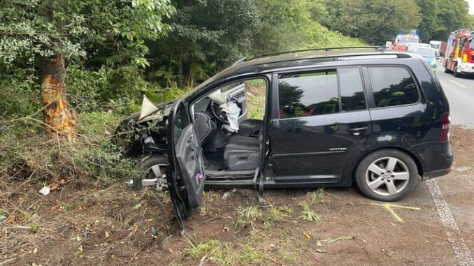 FW-EN: Verkehrsunfall B483 in Fahrtrichtung Wuppertal