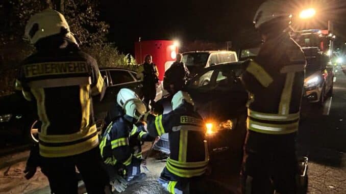 FW-EN: Verkehrsunfall an der Schmiedestraße