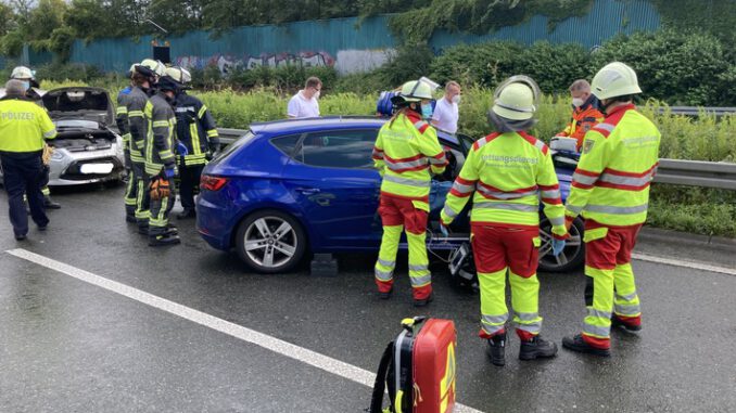 FW-EN: Verkehrsunfall auf der Autobahn 1