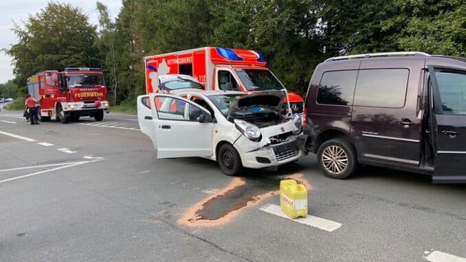 FW-EN: Verkehrsunfall auf der Brantener Straße