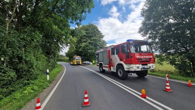 FW-EN: Verkehrsunfall auf der L528