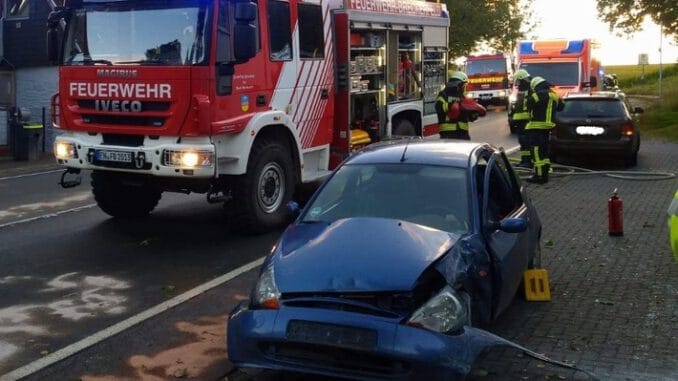 FW-EN: Verkehrsunfall mit Verletzten