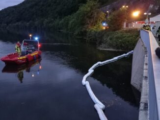 FW-EN: Vier Einsätze am Dienstag: Reitunfall am Ahlenberg und Ölaustritt in den Hengsteysee