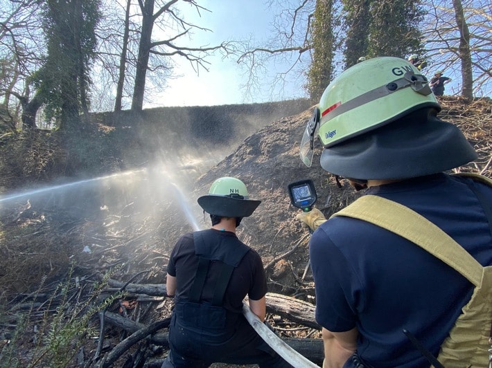 FW-EN: Wetter - Feuerwehren aus Wetter (Ruhr) und Herdecke bekämpfen Waldbrand