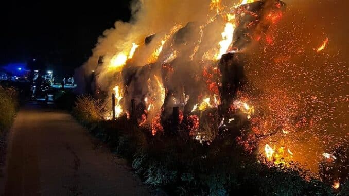 FW-EN: Wetter: Silageballen brannten in der Nacht