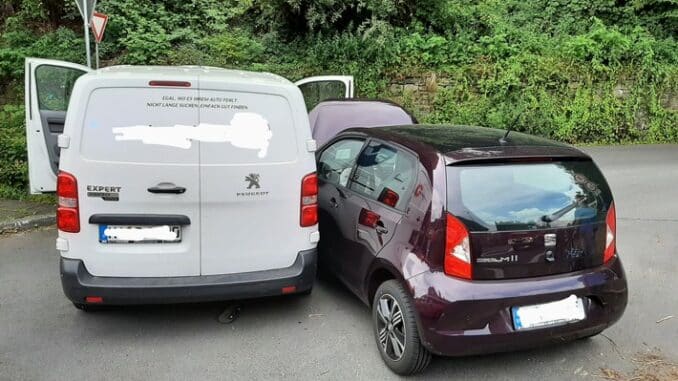 FW-EN: Wetter - Verkehrsunfall am Mittag und Ölspur am Nachmittag
