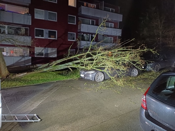 FW-EN: Wetter - drei weitere Einsätze für die Feuerwehr Wetter (Ruhr)