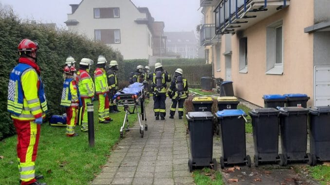 FW-Erkrath: Zimmerbrand fordert Todesopfer