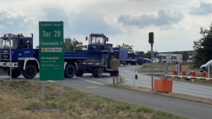 FW-F: Katastrophenschutzübung in Frankfurt - Training der Anfahrt, Bereitstellung, Koordinierung und Logistik erfolgreich durchgeführt
