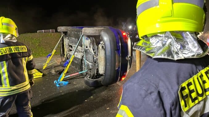 FW Flotwedel: Zwei technische Hilfeleistungen fordern die Feuerwehren der Samtgemeinde Flotwedel am Abend des 26. November 2023