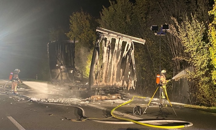 FW Frankenthal: LKW-Brand auf der A61 in Rtg. Koblenz
