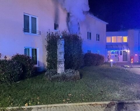 FW-GE: Brand in einem Wohnheim - hoher Sachschaden - eine verletzte Person