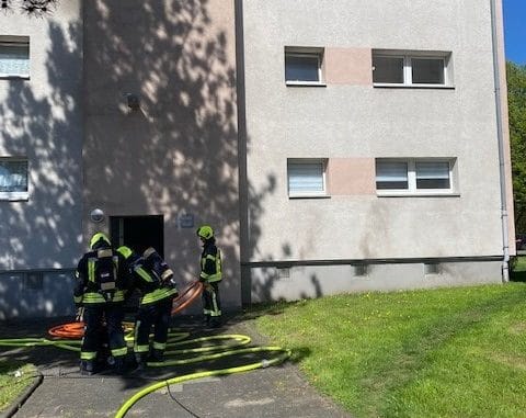 FW-GE: Kellerbrand in Gelsenkirchen-Bismarck