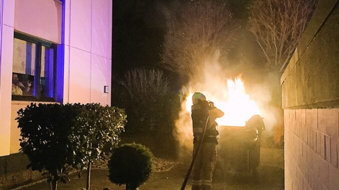 FW-GE: Silvester Bilanz der Feuerwehr Gelsenkirchen 2024