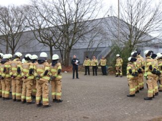 FW-GL: 14 neue Feuerwehrfrauen und -männer für Bergisch Gladbach