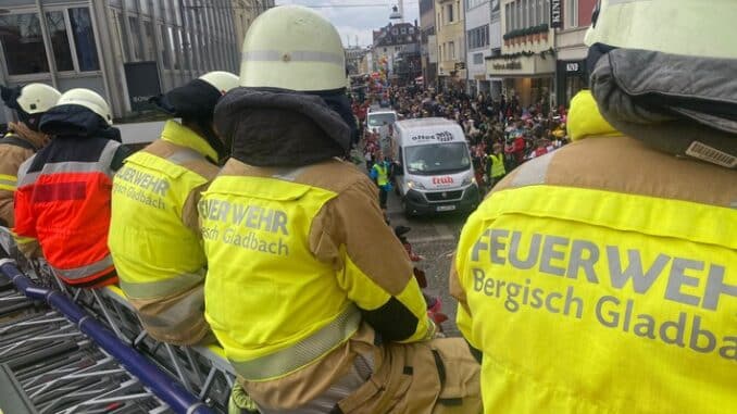 FW-GL: Karnevalsbilanz 2023 der Feuerwehr Bergisch Gladbach