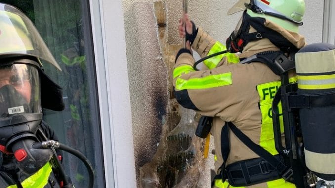 FW-GLA: Brand an Fassade mit Wärmedämmverbundsystem