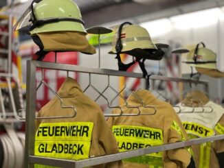 FW-GLA: Brand in einer Kleingartenanlage in Butendorf