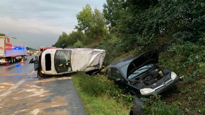 FW-GLA: Einsatzreicher Abend für die Feuerwehr Gladbeck
