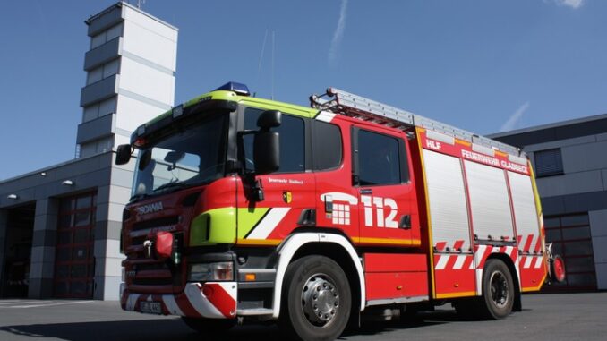FW-GLA: Gewerbebrand in Gladbeck