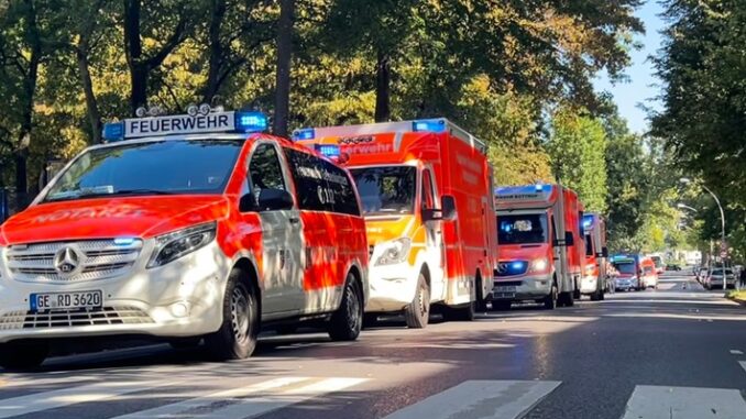 FW-GLA: Großeinsatz im Gladbecker Süden
