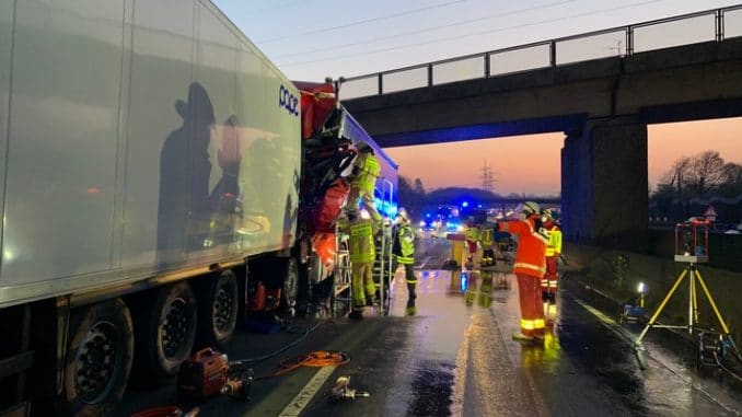 FW-GLA: Tödlicher Verkehrsunfall