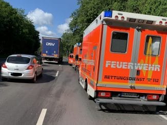 FW-GLA: Verkehrsunfall auf der B224