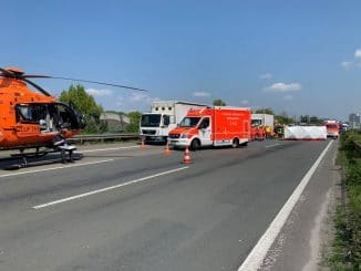 FW-GLA: Zwei Verkehrsunfälle mit eingeklemmten Personen.