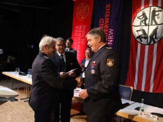 FW Gangelt: Hohe Auszeichnung für Kreisbrandmeister in verrückten Zeiten - 43. Kreisfeuerwehrverbandstag in Zeiten von Waldbränden/Pandemie/Hochwassser