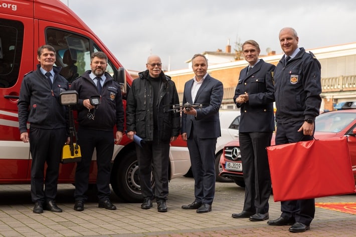 FW-HB: Drohnen, Wärmebildkameras, Leuchten und Rauchverschlüsse für die Freiwilligen Feuerwehren