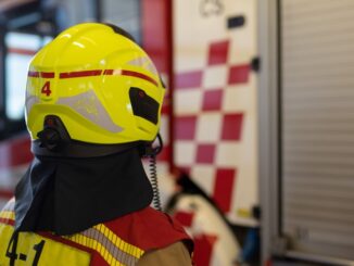 FW-HB: Weiterer Baustein im Einsatzhygienekonzept: neue Helme für Bremer Feuerwehrleute