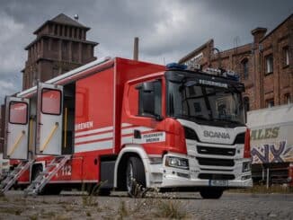 FW-HB: Zwei neue, wichtige Einsatzfahrzeuge für die Feuerwehr Bremen