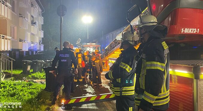 FW Hagen: Nächtlicher Kellerbrand in Haspe