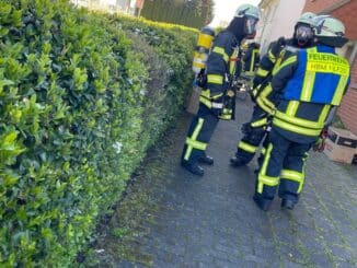 FW Horn-Bad Meinberg: Erneut einsatzreicher Tag - vermeintliche Explosion im Heizungsraum löst Großeinsatz aus