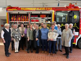 FW-KLE: Frauengruppe Düffelward-Schenkenschanz zu Gast bei der Feuerwehr in Düffelward