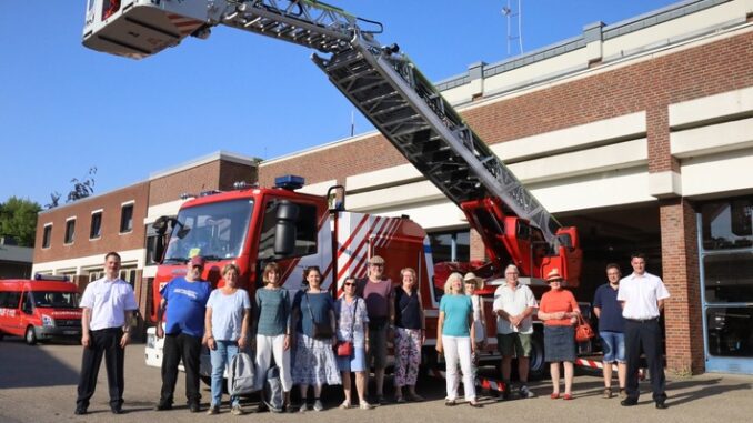 FW-KLE: Städtische Singgemeinde besuchte die Feuerwehr