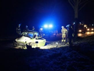 FW-KLE: Verkehrsunfall an der Engelsstraße mit einer verletzten Person